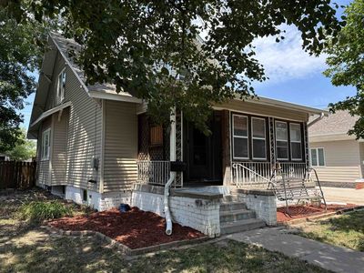 839 N Bellevue Ave