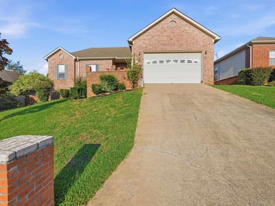 102 Ridgecrest Sq
