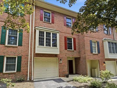302 Brighton Cir