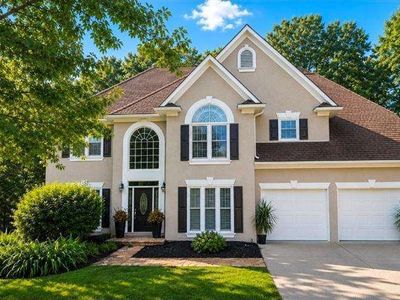 726 Whisper Wind Ct