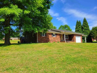 201 E Iron Mountain Dr