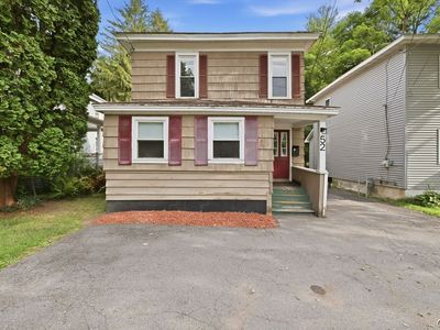 52 Downer St