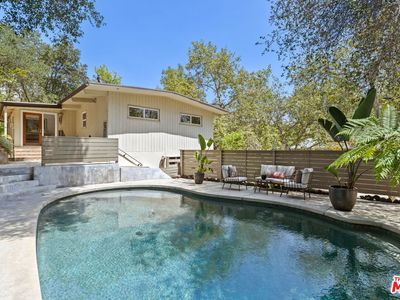 1730 La Loma Rd