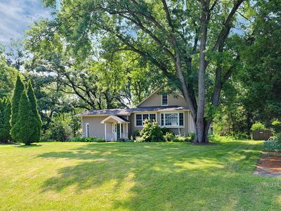 28W719 Barnes Ave