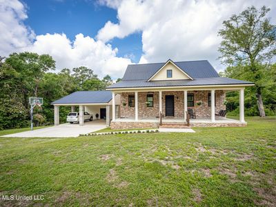 2000 River Bluffs Dr