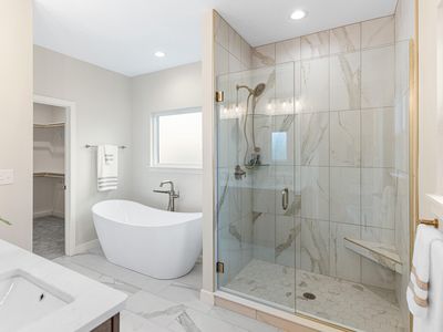 2908 Genesis Dr