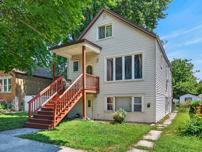 Property at 1335 Kenilworth Ave, Berwyn, IL