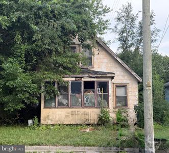 23 N Norman Ave