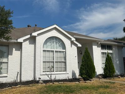 2722 Kingsbury Dr