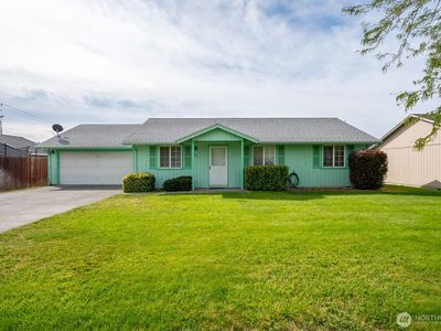 1204 E Hayden Drive