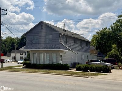 402 Richmond Ave