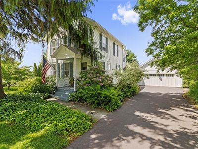 37 East St