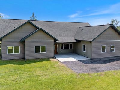10874 Highway 37