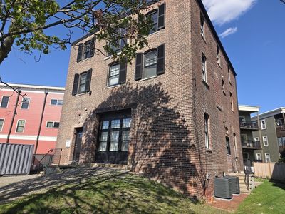 14 Meehan St