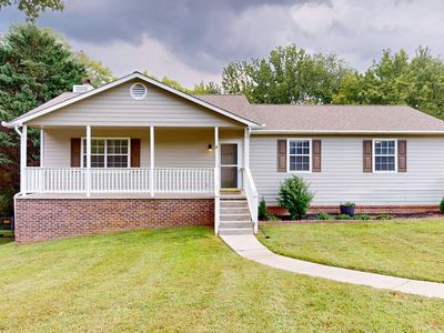 1208 Boyington Dr
