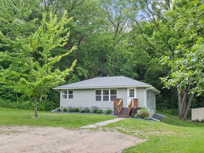 14080 Jonathan Carver Pkwy