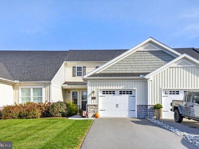 Property at 113 Copperstone Ct, Lancaster, PA
