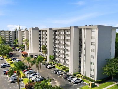5900 NW 44th St APT 605