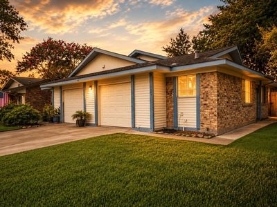 1447 Silverpines Rd