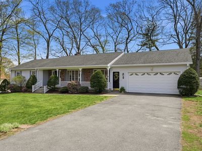 9 Jennifer Dr