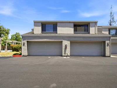 1048 Villa Maria Ct