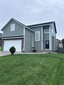 16912 Summit Dr