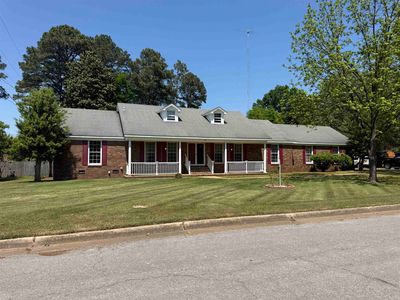 1925 Berry Ave