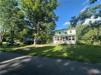 8182 Centerport Rd
