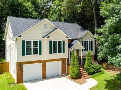 Property at 2450 Whitehead Place Dr, Suwanee, GA