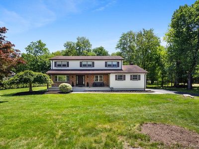 106 S Airmont Road