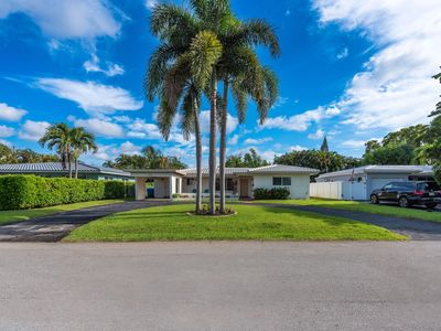 1777 NE 46th Street
