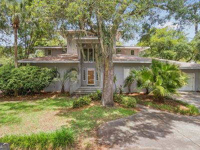107 Sandcastle Way