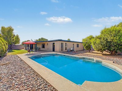 2627 W OBISPO Circle