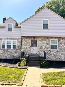 1921 Maple Ave