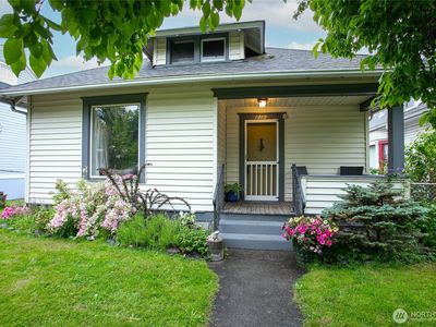 1219 Humboldt Street