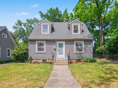 709 Indianola Ave