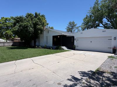 4849 S Marianna Dr