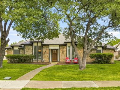 2206 Victoria Ln