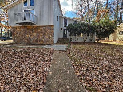 5085 Rock Glen Dr