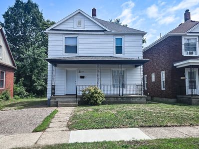 617 Hess Ave