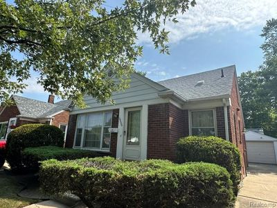 9996 Inkster Rd