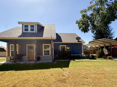 Property at 120 Fairview St, Blossom, TX