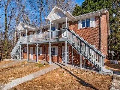 1502 Oakshire Ct