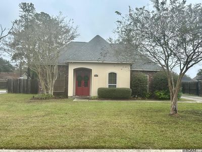 9041 Willow Point Dr