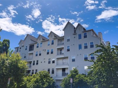 2522 Rucker Avenue #407