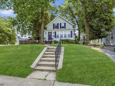 237 Broughton Ave