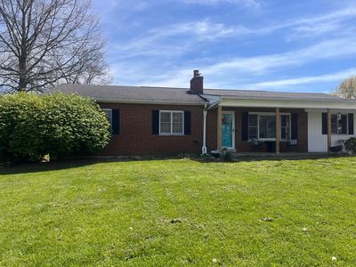 93 Roselawn Dr