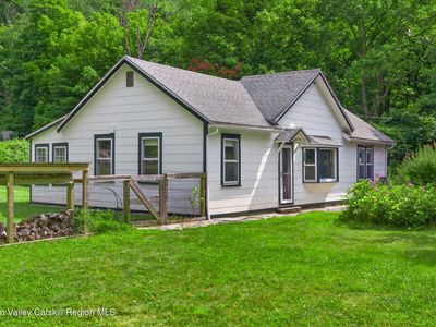 33-35 Rudy Frank Road