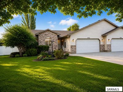 Property at 3826 E Silverwood Cir, Ammon, ID