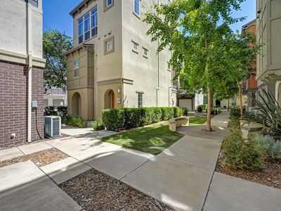 450 Tailoff Ln